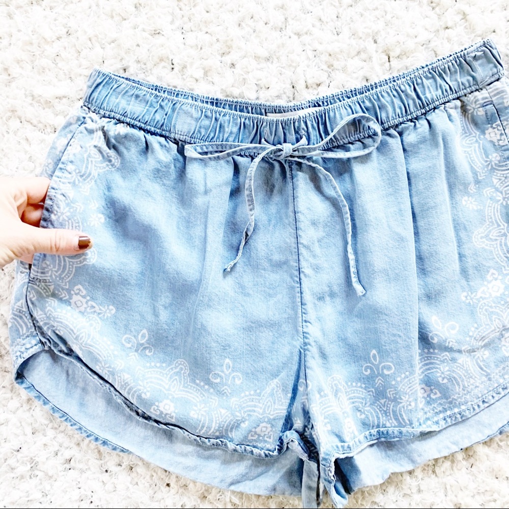 Abercrombie & Fitch Chambray Drawstring Shorts - image 2
